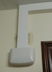 Detalle bomba interior para extracción de agua condensada sobrante de split