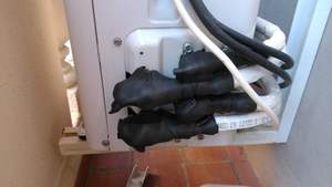 Sellado de conexionado de compresor