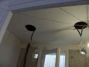 Preparación de techo para instalación de luces downlight.